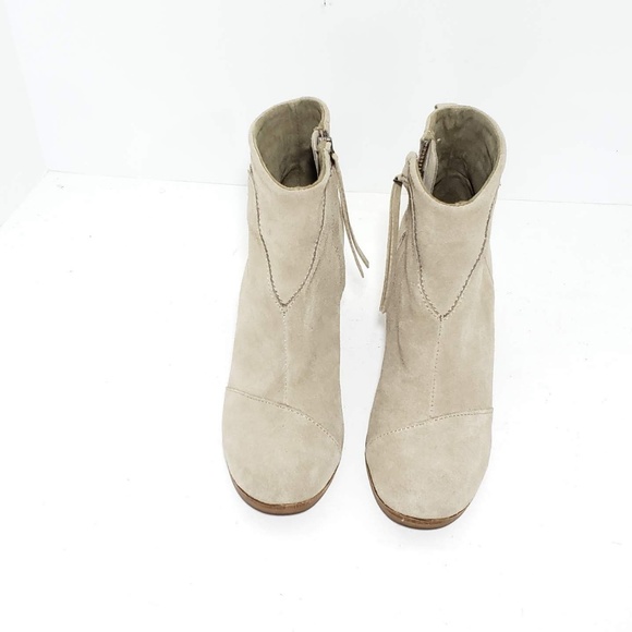 Toms Booties Lunata Taupe Suede Heels Ankle Size 6 - Picture 3 of 8
